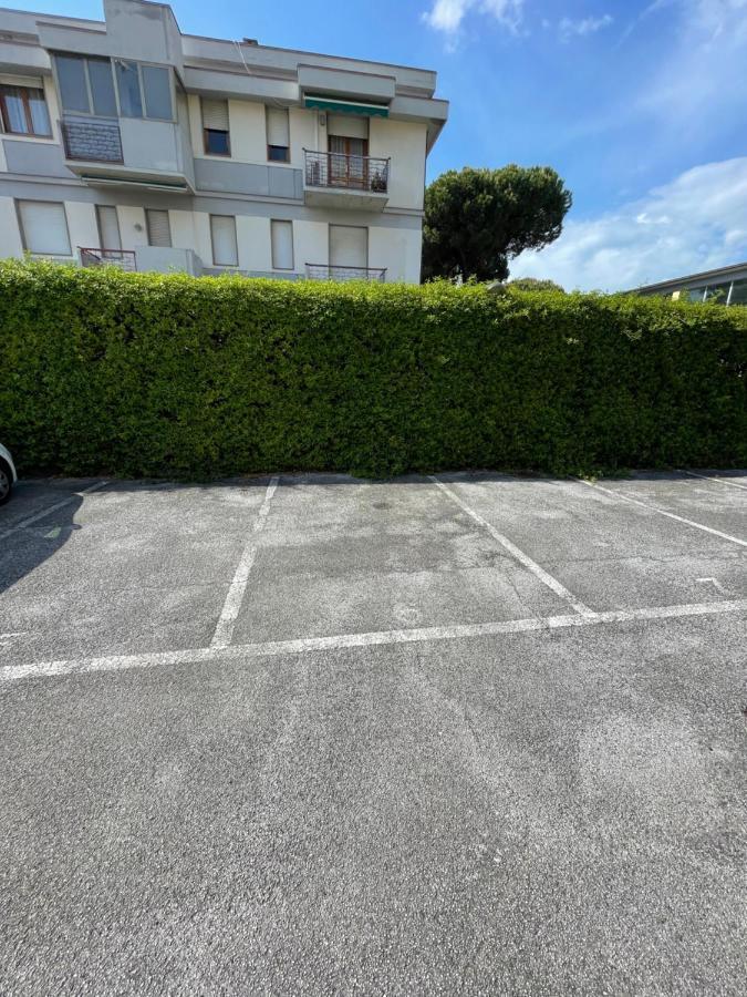 Apartamento Viareggio Sabbia Bianca Exterior foto